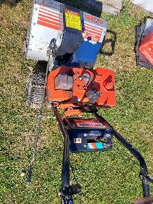 Sears 8/25 Snow Blower - Photo 4