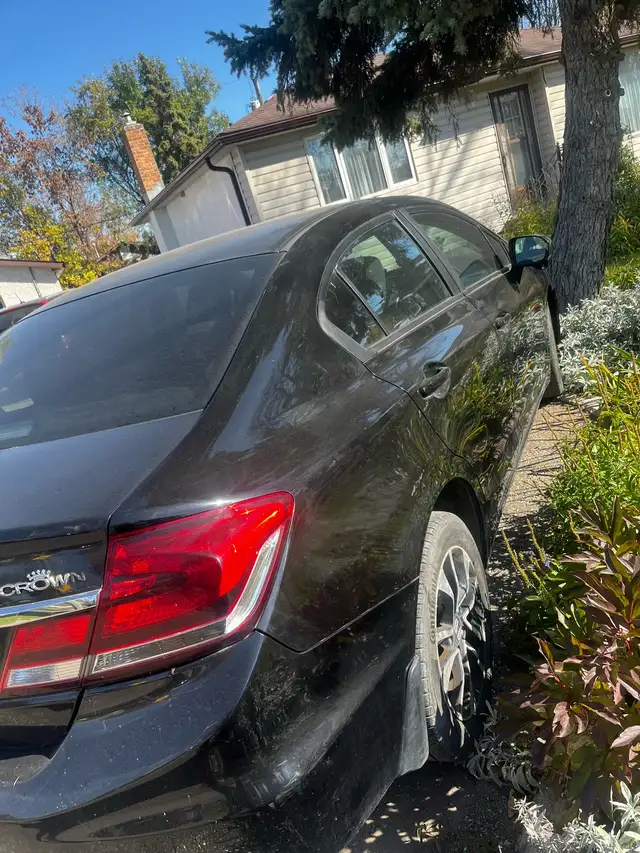 2015 honda civic ex 186,000 km call only please