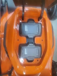 HUSQVARNA LE322R 40 VOLT MOWER - Photo 2