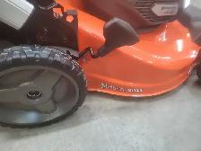 HUSQVARNA LE322R 40 VOLT MOWER - Photo 6