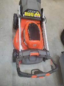 HUSQVARNA LE322R 40 VOLT MOWER - Photo 8