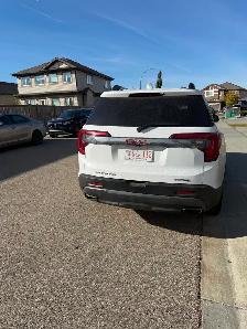 2020 GMC Acadia AT4 Fully Loaded - Photo 2
