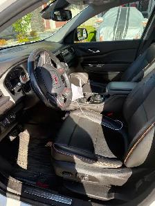2020 GMC Acadia AT4 Fully Loaded - Photo 5