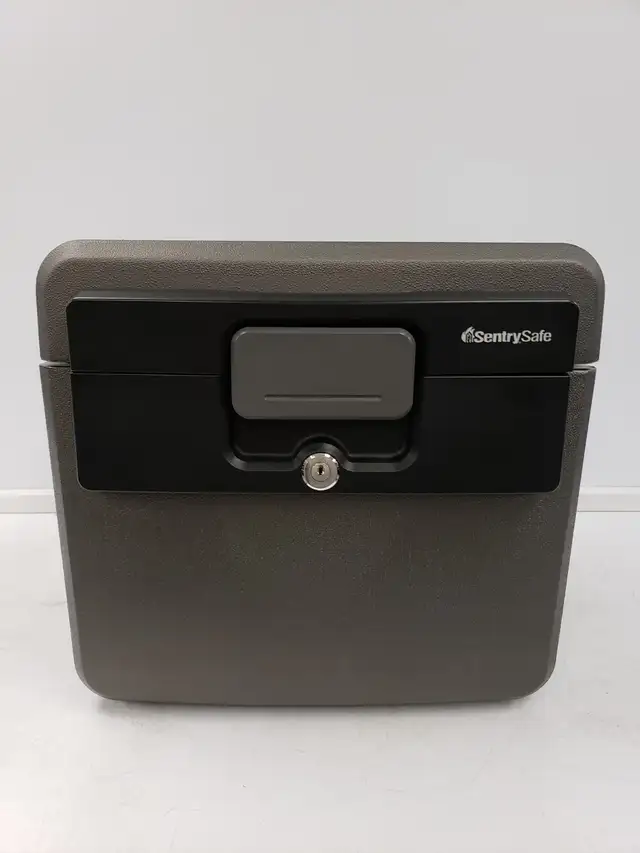 (9925932) Sentry HD4100 Safe