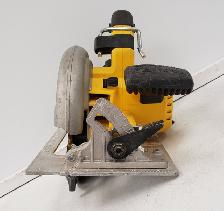 (9925966) DeWalt DCS590 Circular Saw - Photo 7