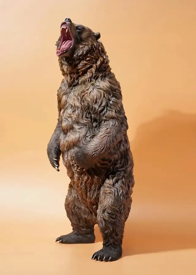 WTB: Grizzly Bear Statue