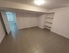 Rent/Full Basement - 2 Bedroom   Separate Study - Brampton East - Photo 4