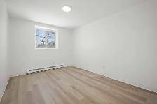 NEWLY Renovated 1 Bed Apartment - Located in the West End! - Photo 9