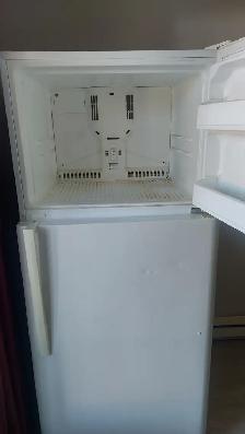 Réfrigérateur LG à donner en partie fonctionnel pour pièces - Photo 3