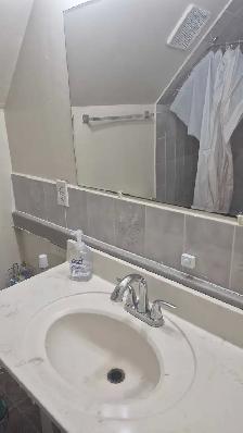 $625 - Cozy Attic Room Available - Photo 10