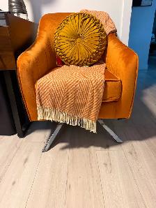2 mid century accent chairs