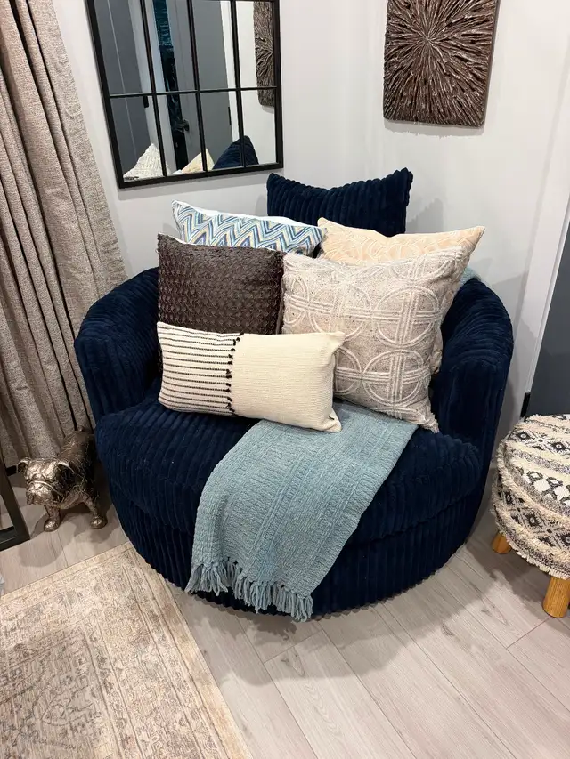 Accent chair