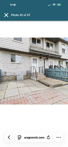 3122 142 AV NWEdmonton, Alberta T5Y1H2 - Photo 2