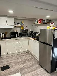 Annex 2 Bdrm  Basement Apartment by Bathurst subway - Photo 11