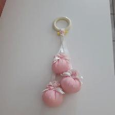 JOUET D'ENFANT: BELLE DÉCO NEUVE ROSE BLANCHE 4'DE HAUT: $5.00