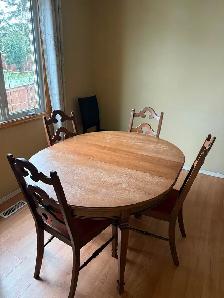 Dining table with 4 chairs - Photo 2