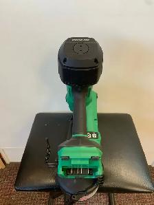 Metabo HPT Roofing Nailer - Photo 7