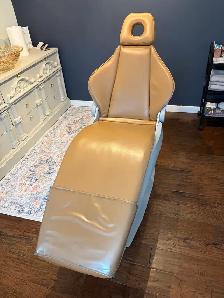 Hydraulic Aesthetician Bed for Sale