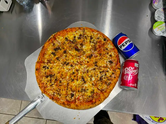 pizza cook
