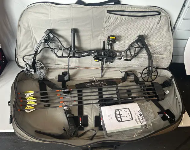 Bear Species EV Compound Bow (32817205)