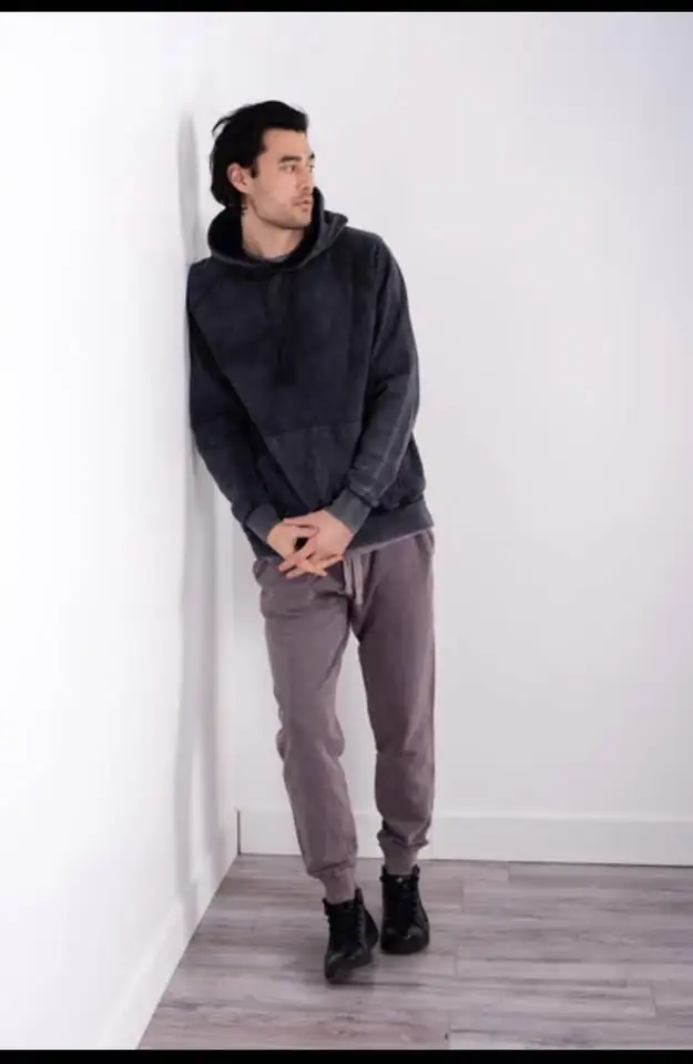 Everything Must Go — 2,538 Units Premium Apparel, $26,000 Takes