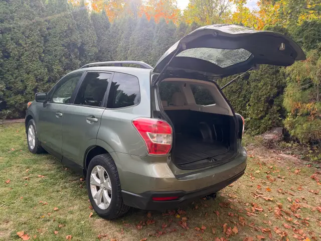 2014 Subaru Forester 2.5i Premium AWD – One Owner, Full Service