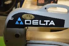 Delta Scroll Saw - Photo 2