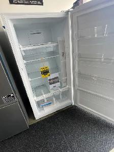 NEW 32.88" GE Upright Freezer Frost Free (17.3 Cu.Ft) - Photo 3