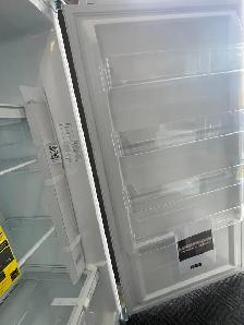 NEW 32.88" GE Upright Freezer Frost Free (17.3 Cu.Ft) - Photo 7