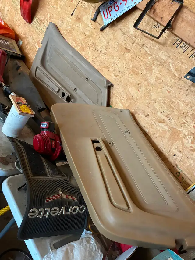 DATSUN 240  PARTS FOR SALE  AND CORVETTE