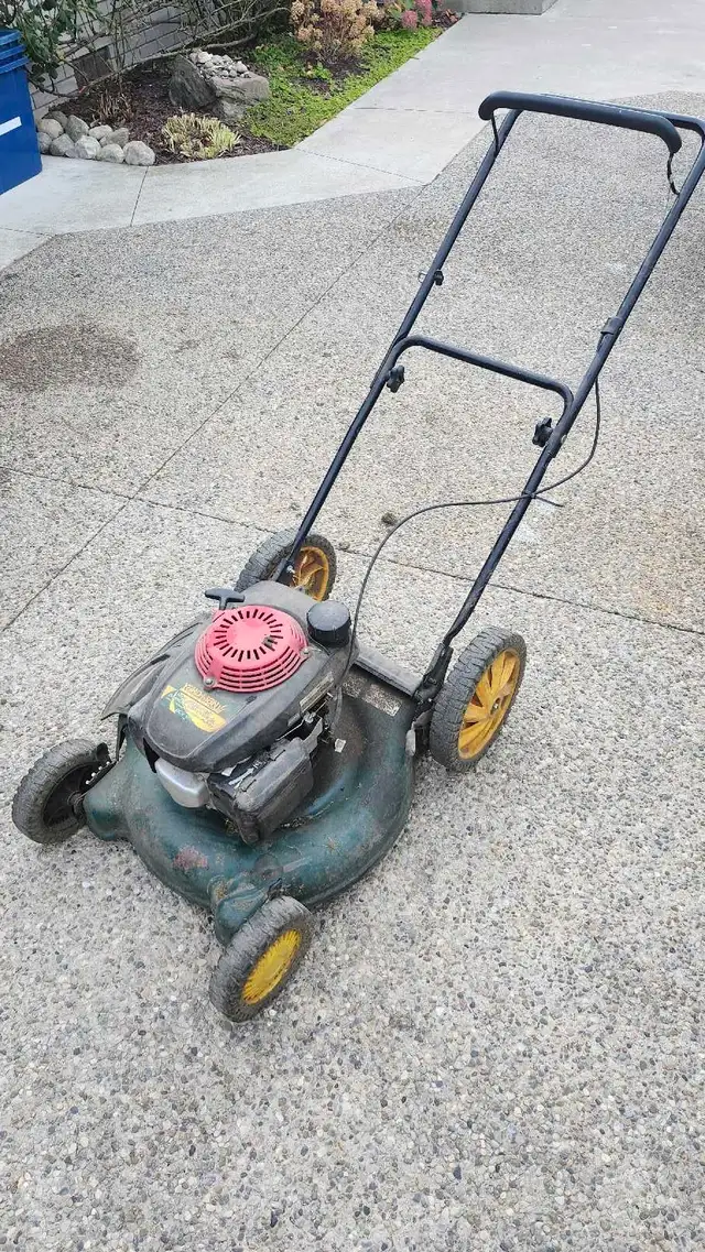 Yard-man GCV160 lawn mower
