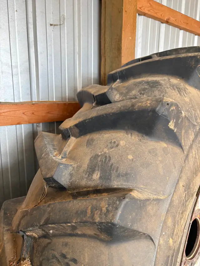 Tractor tire