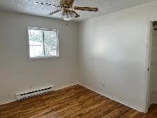 Main-floor three bedroom apartment in Val Caron - Photo 5
