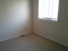 2 bedroom town house - Photo 5