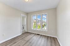 701 Homer Watson Blvd - 3 BEDROOM TOWHOUSE - Photo 5