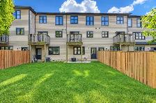 701 Homer Watson Blvd - 3 BEDROOM TOWHOUSE - Photo 36