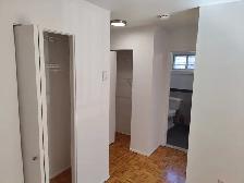 5 ½ - CHAUFFER, ELECT, ACC, A/C INCL – HEATED, APPL, AC INCLUDED - Photo 16