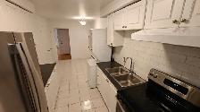5 ½ - CHAUFFER, ELECT, ACC, A/C INCL – HEATED, APPL, AC INCLUDED - Photo 4