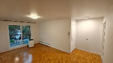 5 ½ - CHAUFFER, ELECT, ACC, A/C INCL – HEATED, APPL, AC INCLUDED - Photo 10