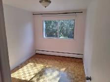 5 ½ - CHAUFFER, ELECT, ACC, A/C INCL – HEATED, APPL, AC INCLUDED - Photo 11