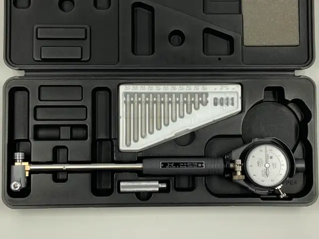 New! Mitutoyo 2-6' Dial Bore Gage 511-753-20, 0.0001' Resolution