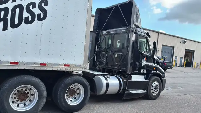 local class 1 truck driver job in Calgary