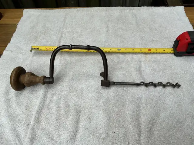 Antique 19th Century Hand Bit Brace Drill  !