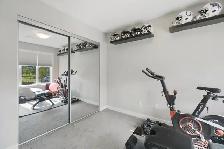 2,175 Sq Ft Lot with Fee-Free 3 Bed Uplands Townhome - Photo 10