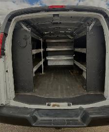 2019 Chevrolet Express Cargo Van SHELVING/PARTITION/BACKUP CAM - Photo 9