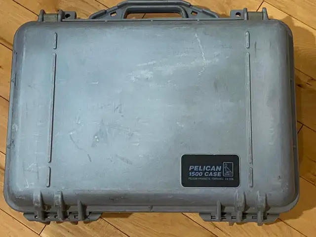 Pelican 1500 Hard Case. Waterproof. 17"x12"x7"