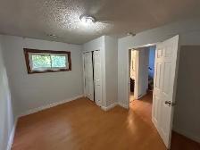 Renovated 2-Bed Unit, $1,550 All Utilities Included - Photo 7