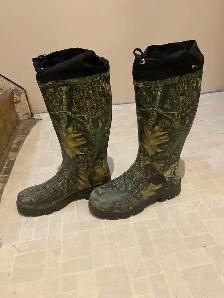 new S10 camo rubber boots - Photo 2