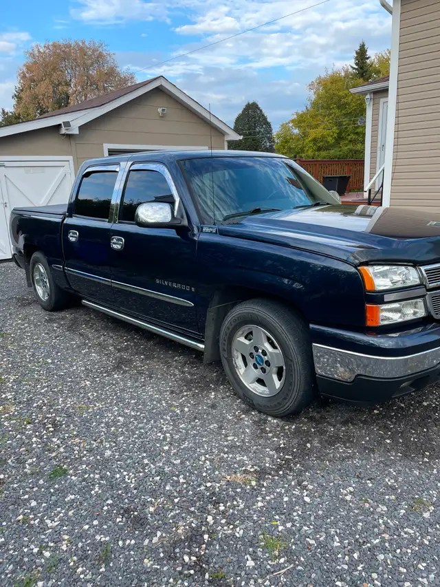 2006 Chevrolet Silverado crew cab 2wd