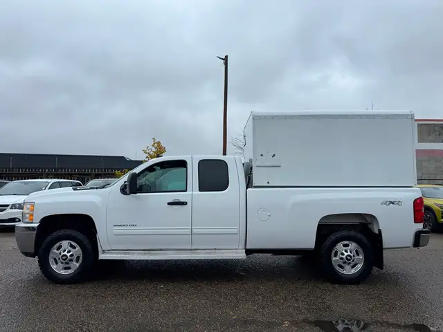 2013 Chevrolet Silverado 2500HD LT - ONLY 146K - LONG BOX - CLEA